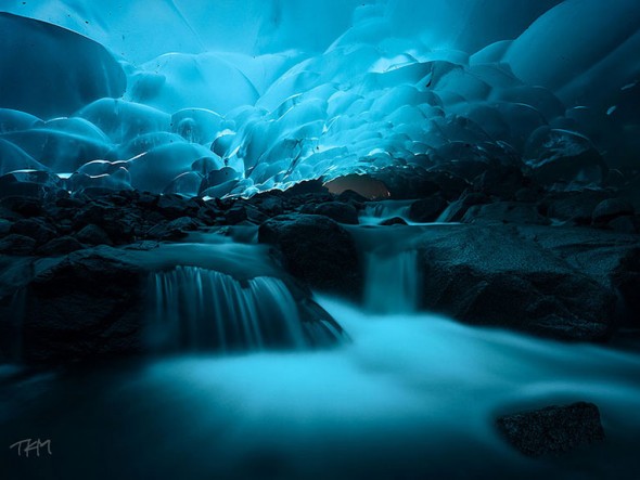 Mendenhall Ice Caves – Alaska