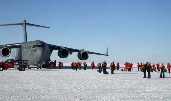 01-1-Ice-Runway-Antarctica