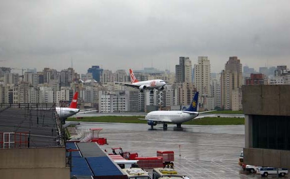 06-2-Congonhas-Airport-Sao-Paulo-Brazil3