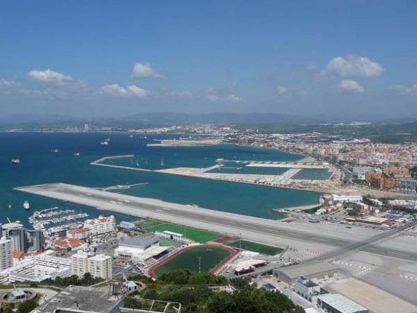 11-4-Gibraltar-Airport1