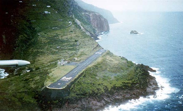 15-5-Juancho-E-Yrausquin-Airport-Saba-Netherlands-Antilles-