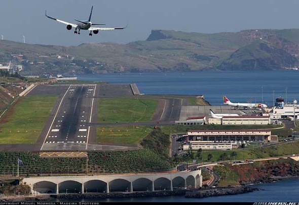 22-7-Madeira-International-Airport-Madeira-Portugal2
