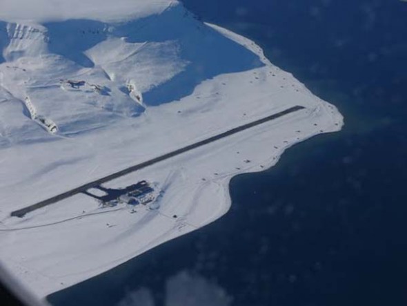 32-10-Svalbard-Airport-Svalbard-Norway