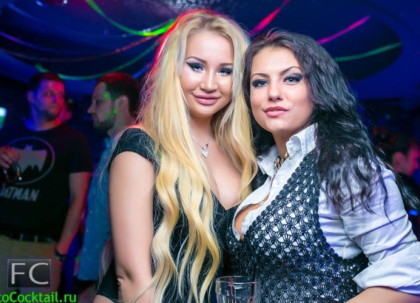 russians_clubs_are_a_strange_universe_of_their_own_640_07