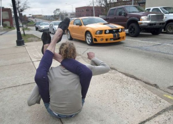 former_playboy_model_is_now_living_on_the_streets_640_04