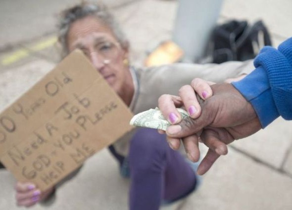 former_playboy_model_is_now_living_on_the_streets_640_07