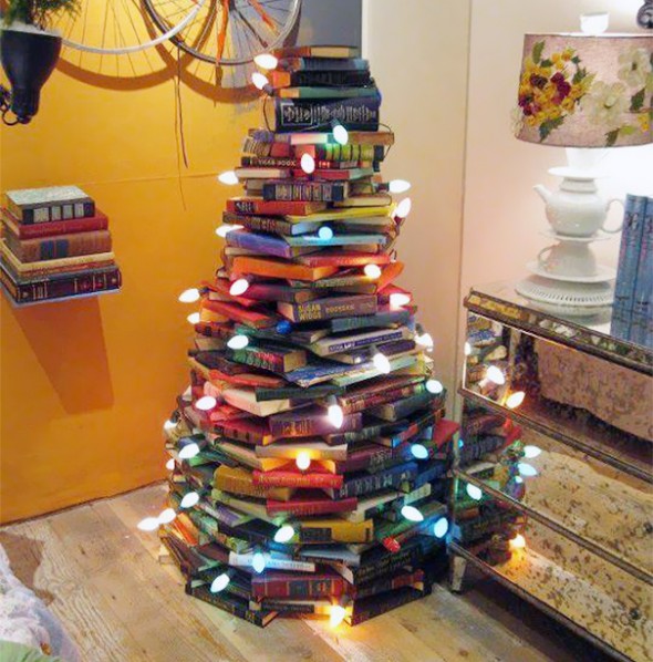 #23 Stacked Books Christmas Tree