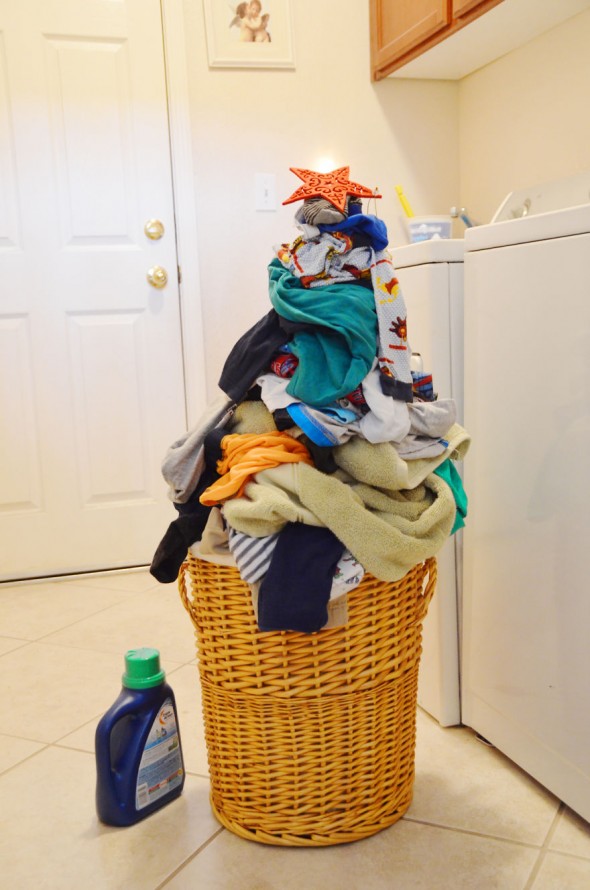 #27 Queenie's Laundry Christmas Tree